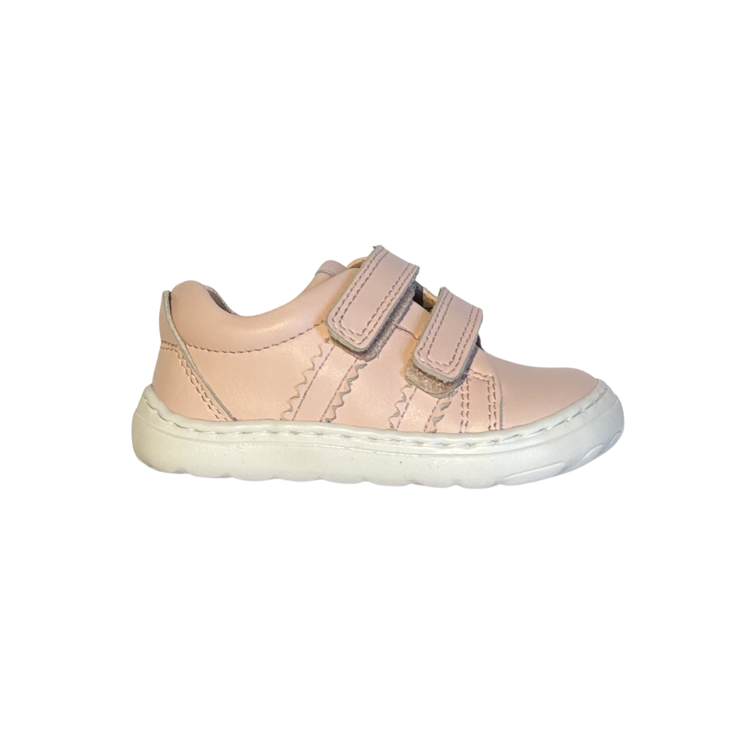 Petasil Park in Baby Pink